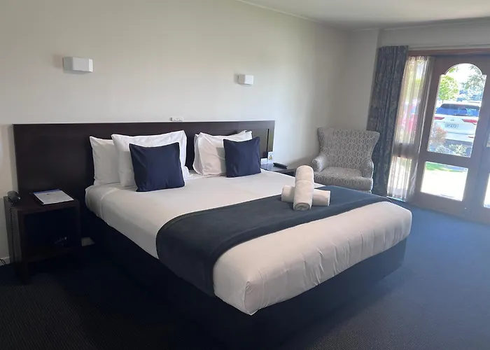 The Harvest Hotel