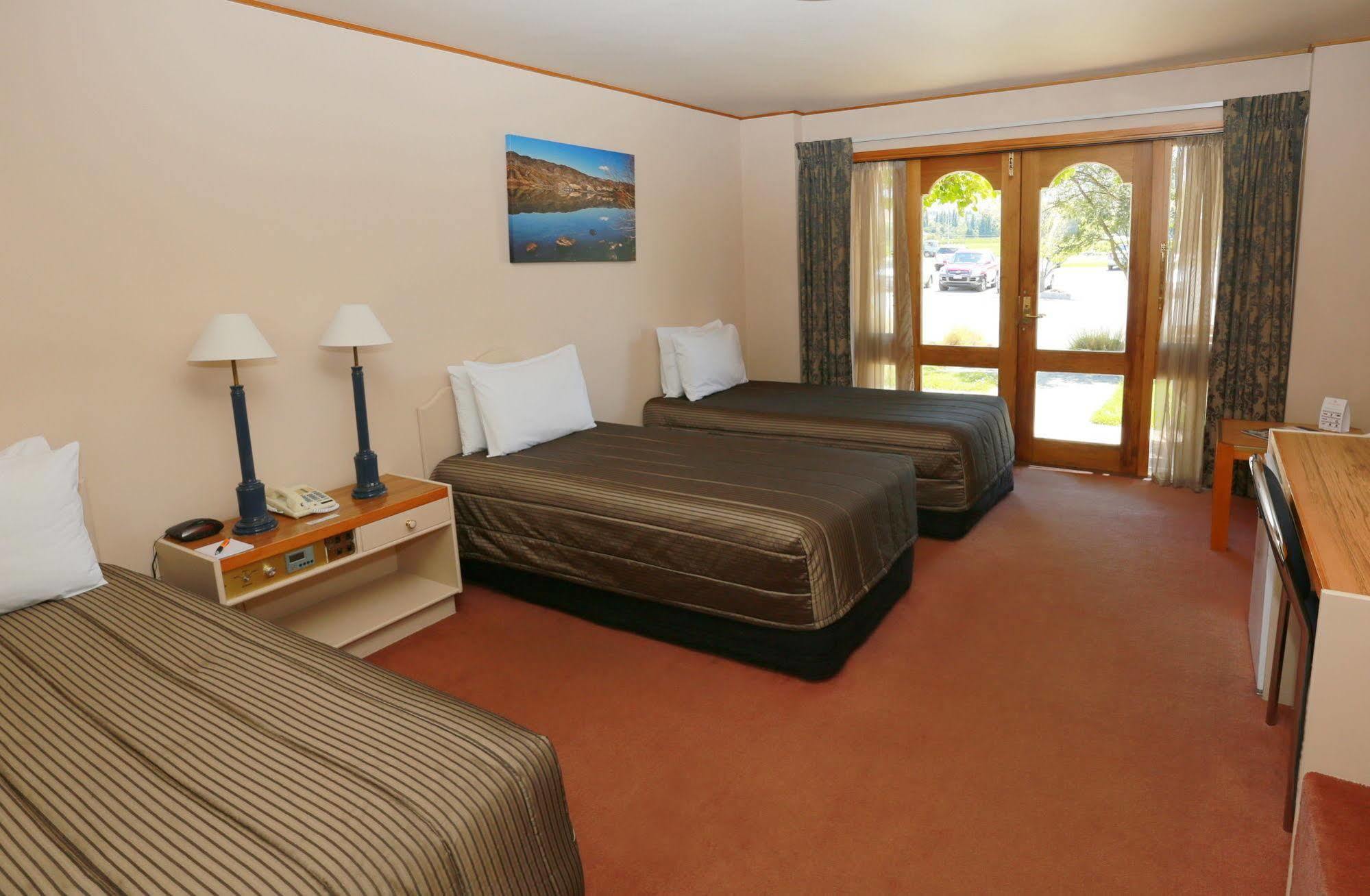 The Harvest Hotel Cromwell