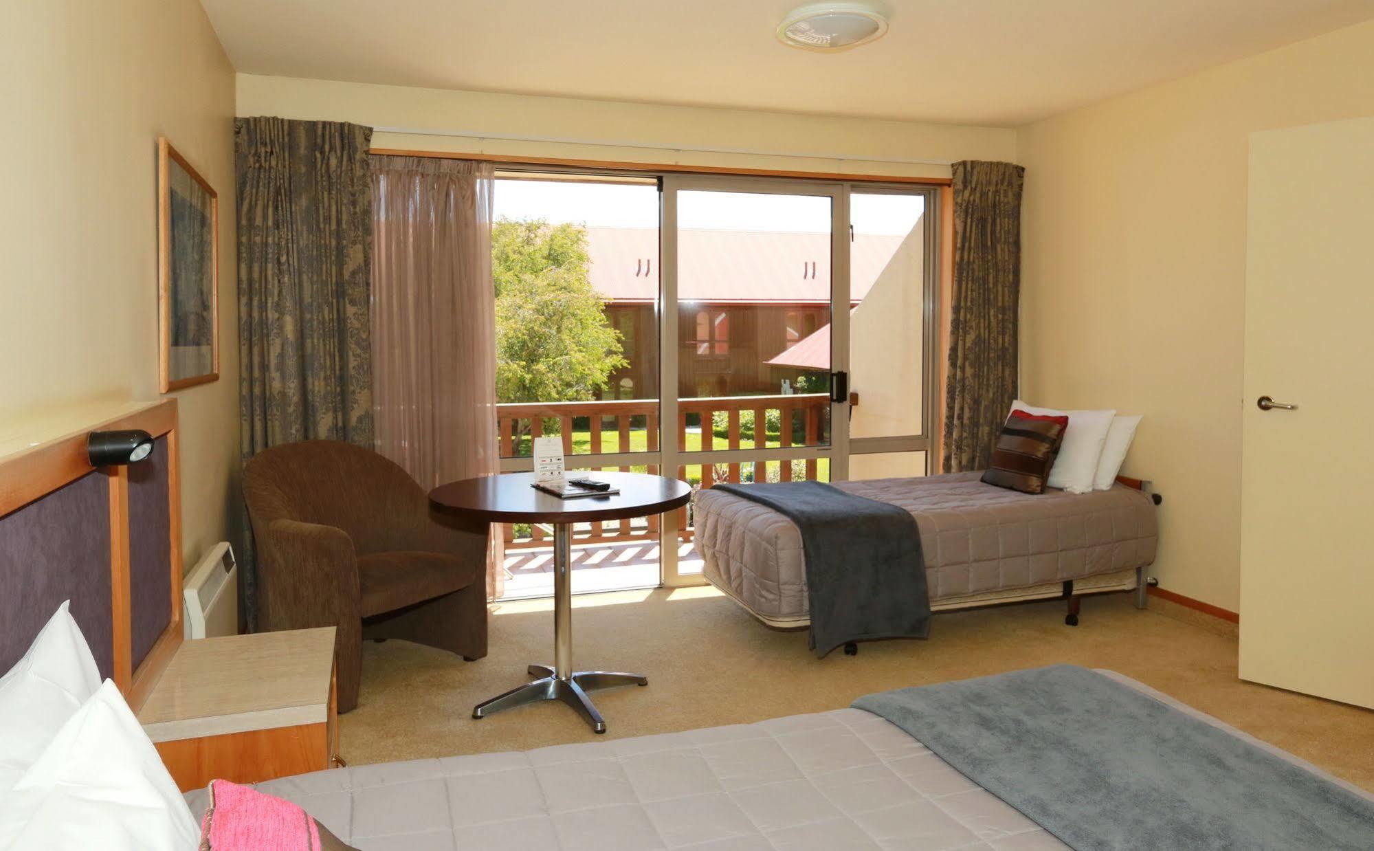 The Harvest Hotel 3*
